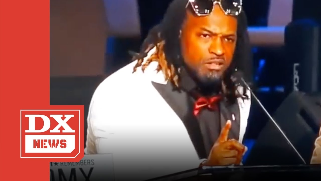 guy named jungle crashes dmx funeral stage to speak and makes it about himself