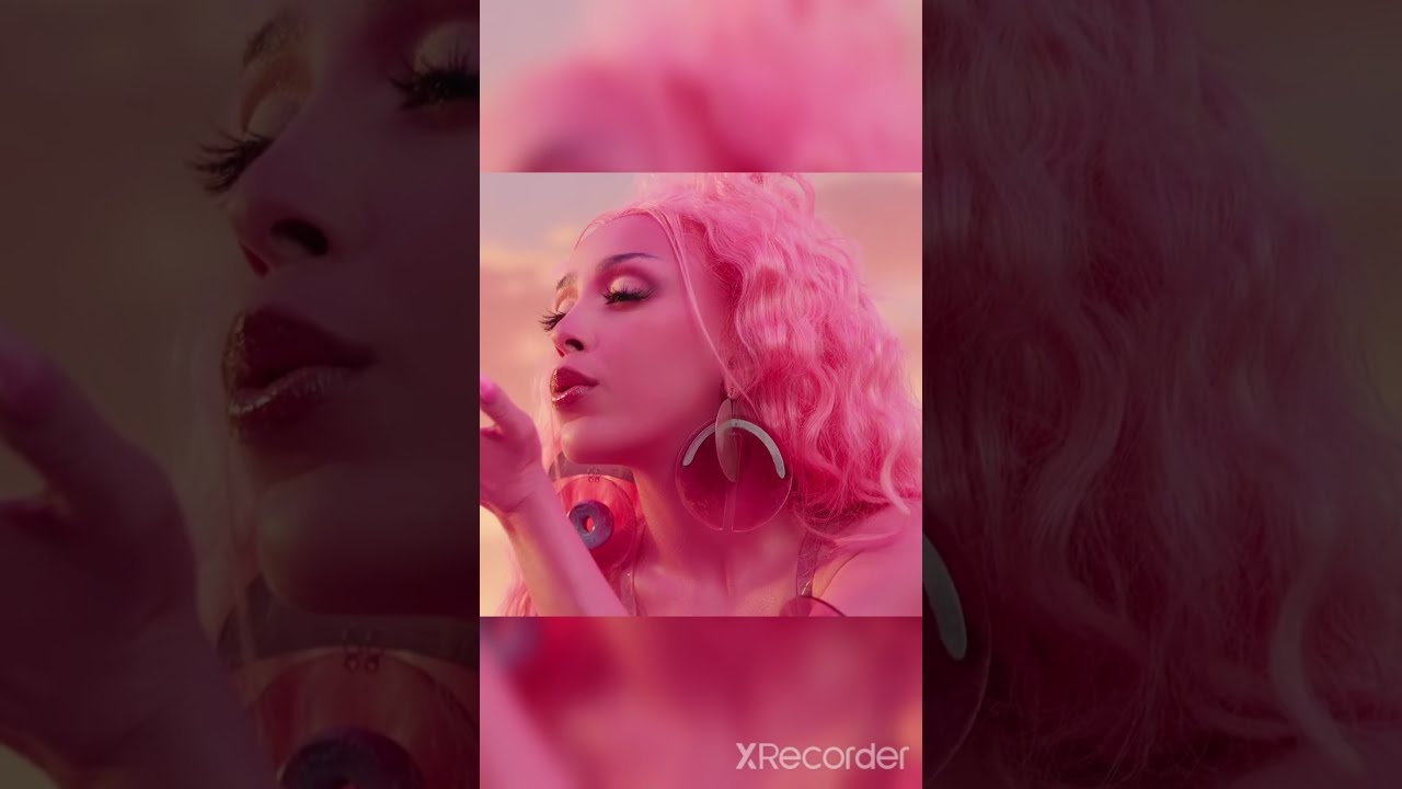 Kiss Me More - Doja Cat - (Official viral Video)