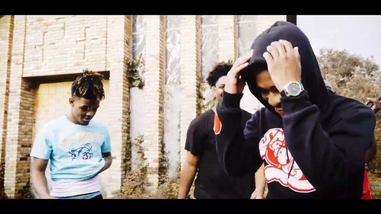 Lil Hurk & La Gualla - Money Now (Official Music Video)
