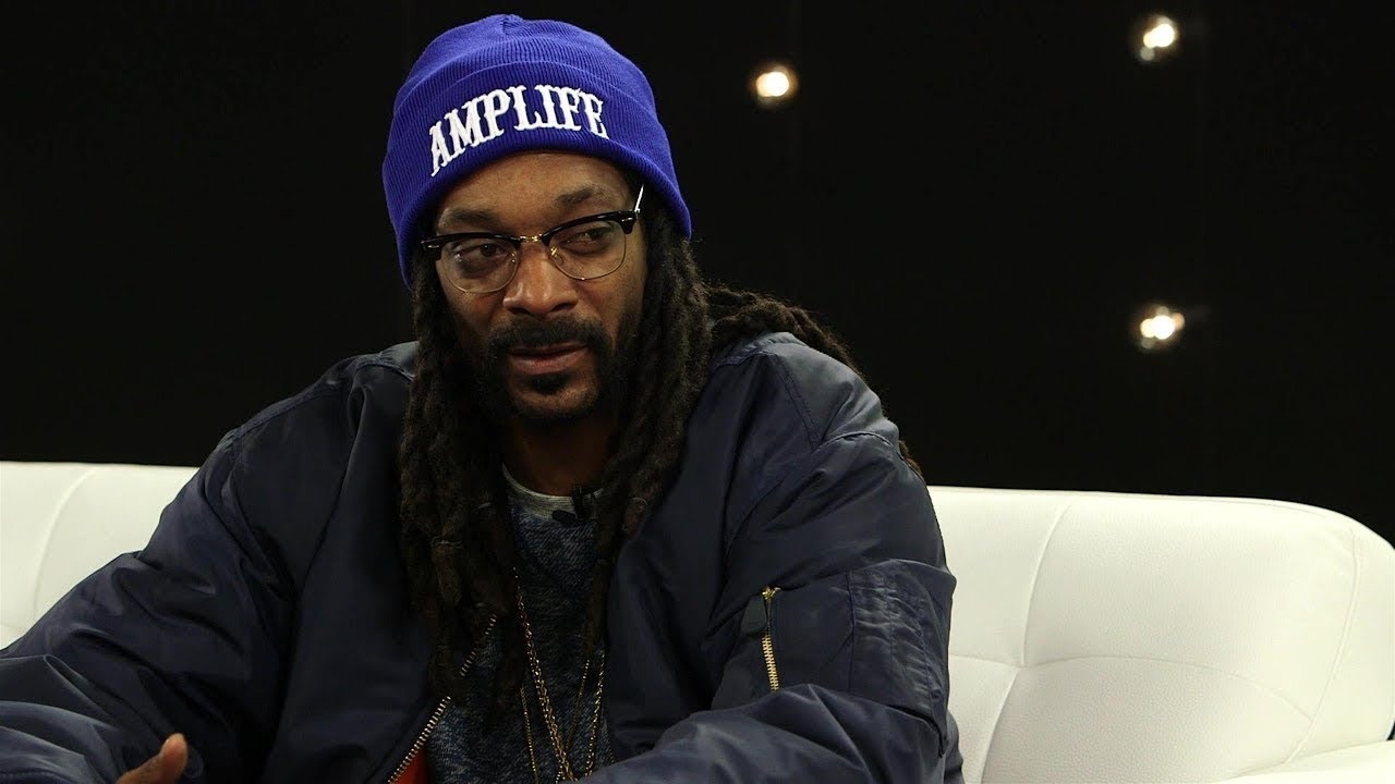Snoop Dogg Goes All The Way In "Biggie Had SMOKE For 2pac" | Throwback Beef