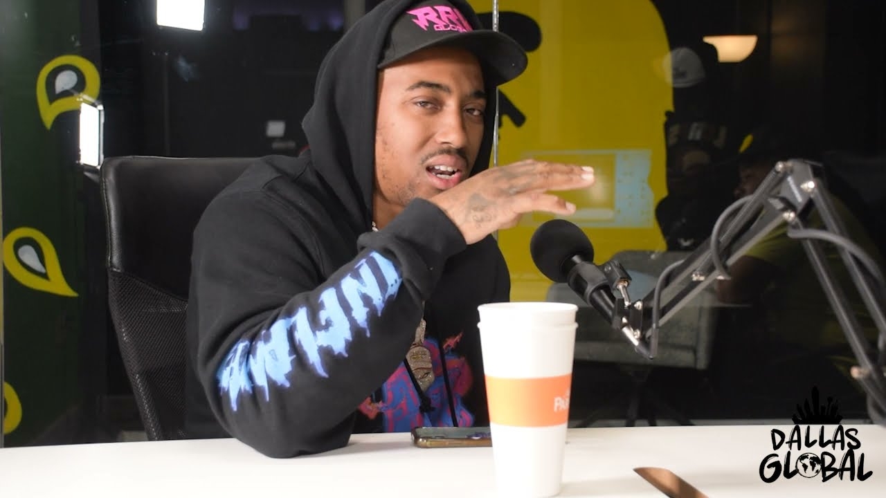 RoadRun Moe Freestyles On Dallas Global ! [ TRAP UTENSILS ]