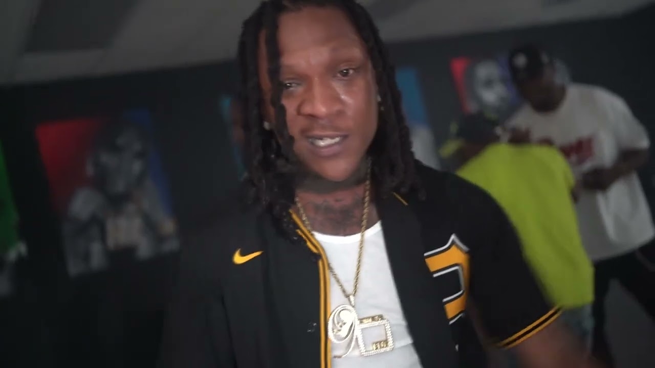 Chicago Rapper Mono Banks Live Performance With Famous Animal Tv
