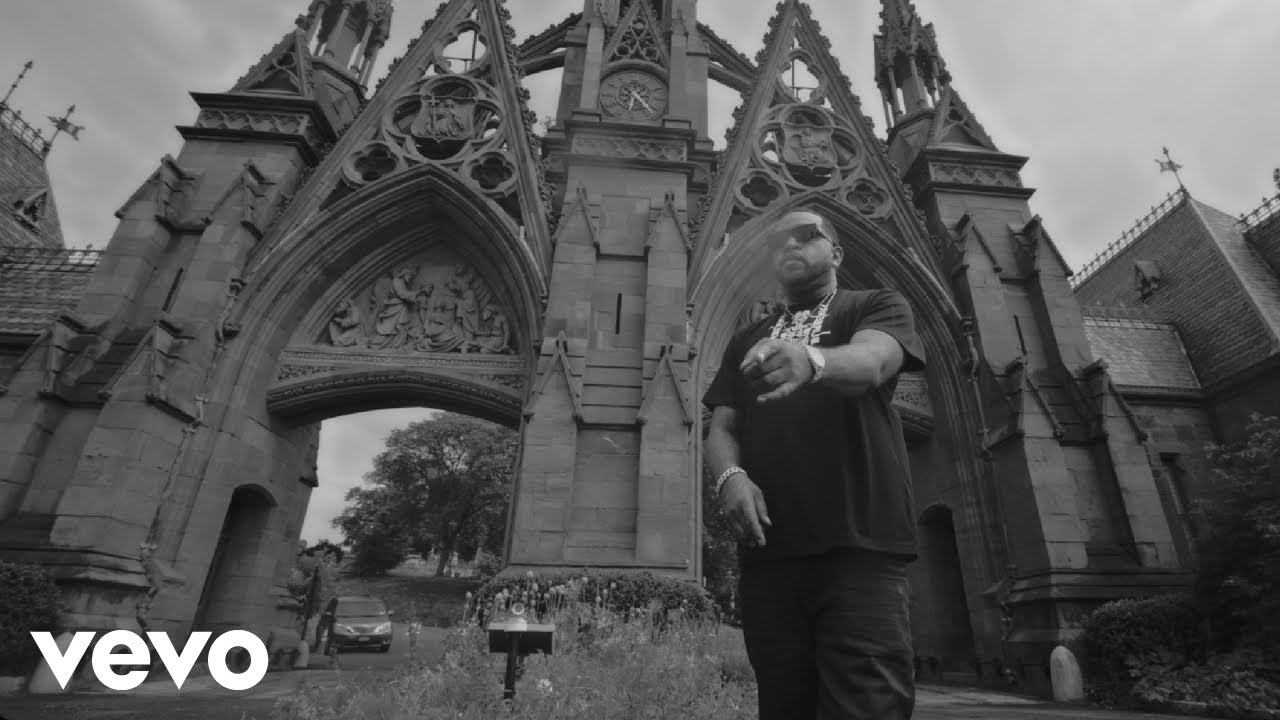 Lloyd Banks - Dead Roses (Official Video)