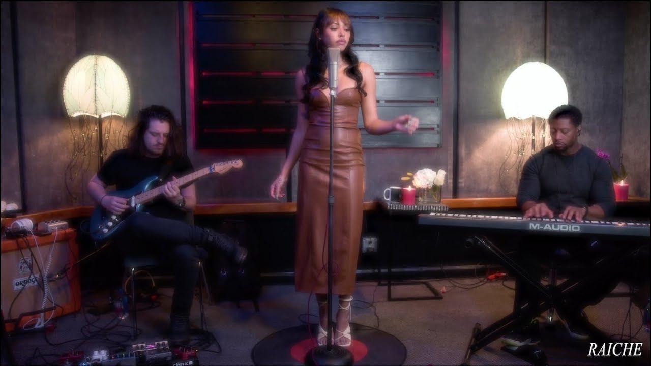 Raiche - Complicated (Remastered) [In-Studio Performance]