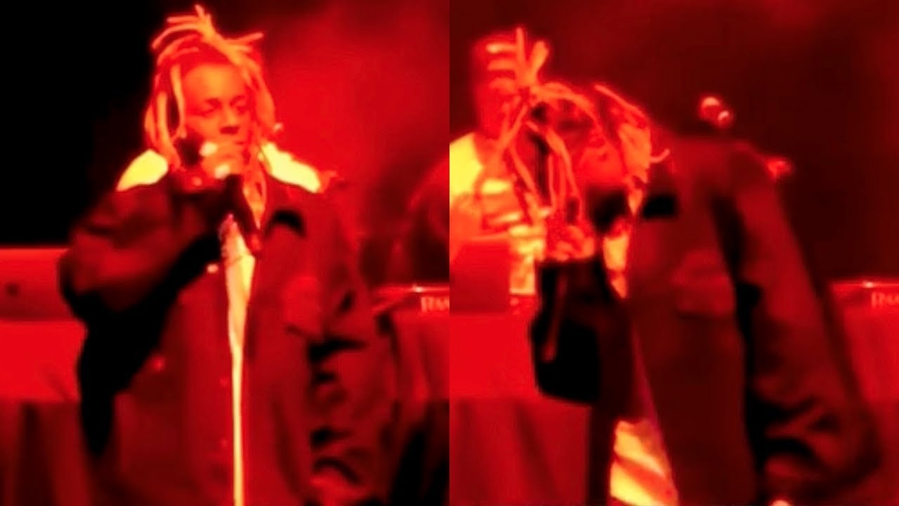 Lil Wayne Goes Off on Fan for Throwing Something on Stage! #shorts