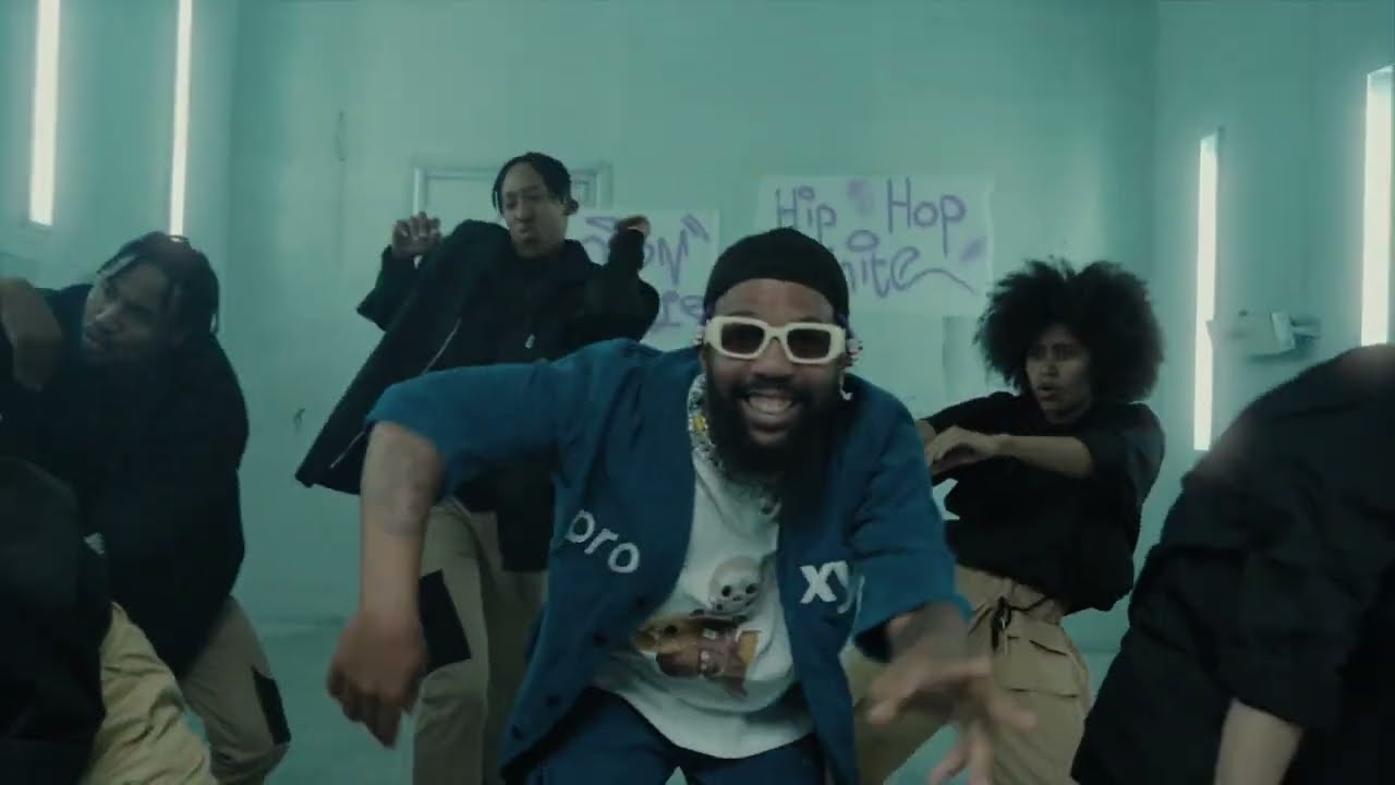 Phantom Steeze - Zonke Ft  Sjava, AKA, Nadia Nakai, Robot Boii, Buzzi Lee & Mustbedubz