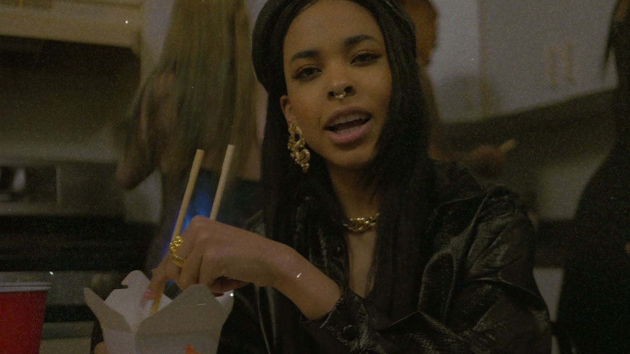 Siobhan Linnane - 'Mob Ties' Feat. A.R. The Mermaid (Official Video) Shot by @ReelBump