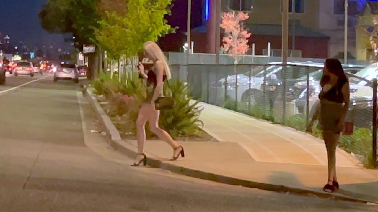 Seattle Business District - Aurora Ave 4K Street View Relaxation at Nighttime - Episode 10