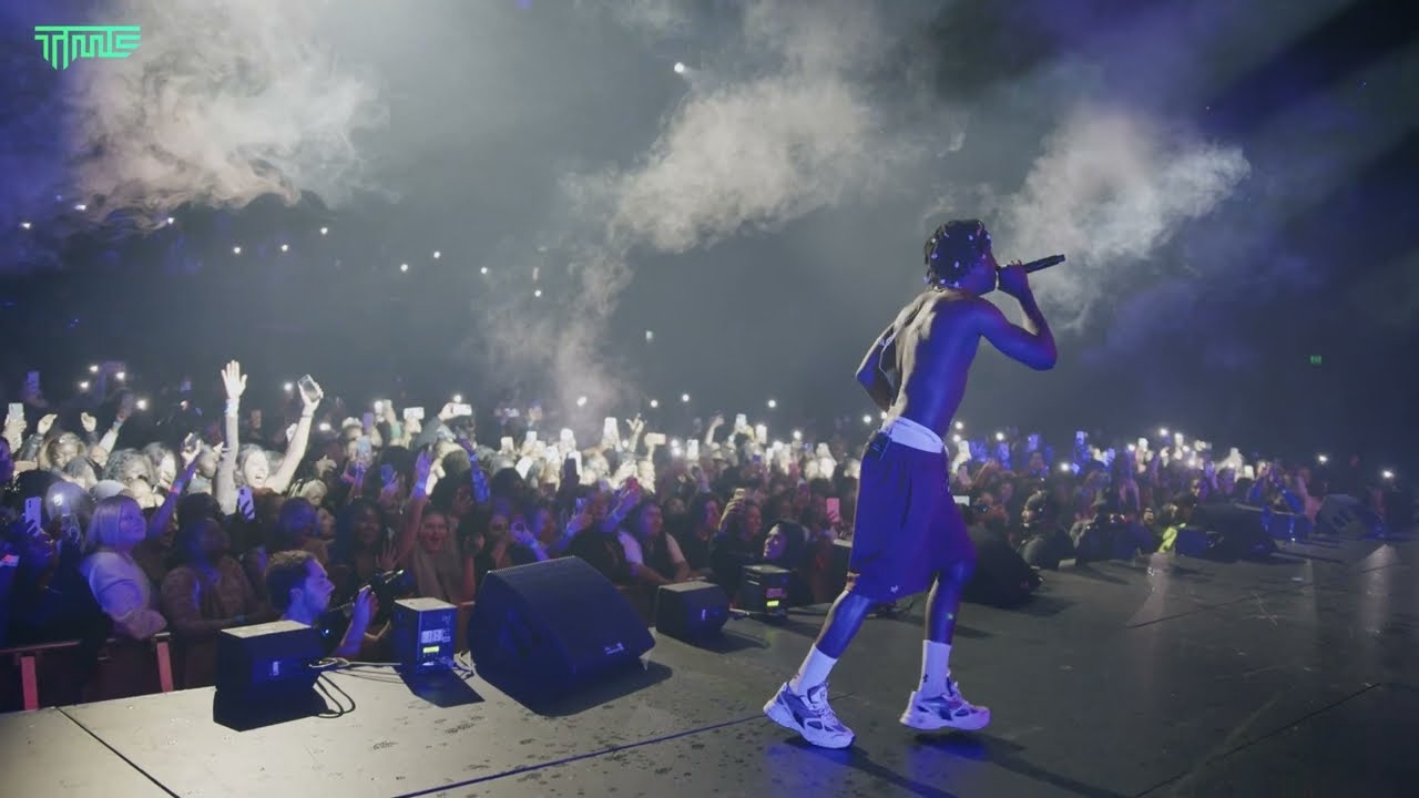 Rema - Calm Down (Live Performance at Festival Hall, Melbourne 2022)