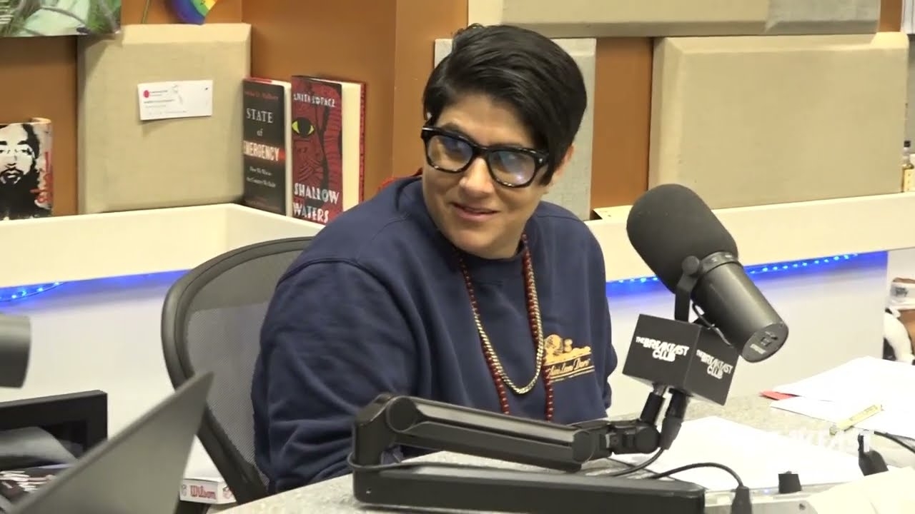 Moj Mahdara Talks The Iranian Crisis, Women's Rights, Propaganda + More