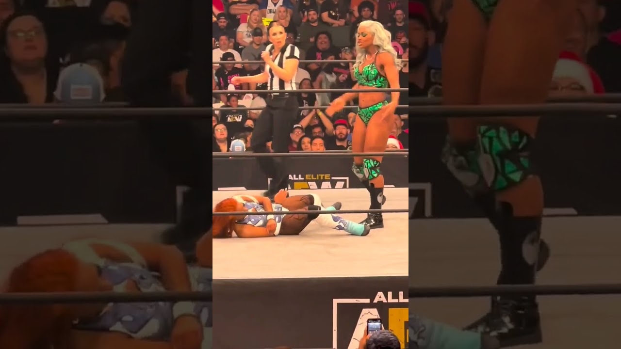 jade Cargill putting former baldie on her place #aew #shorts #jadecargill #kierahogan