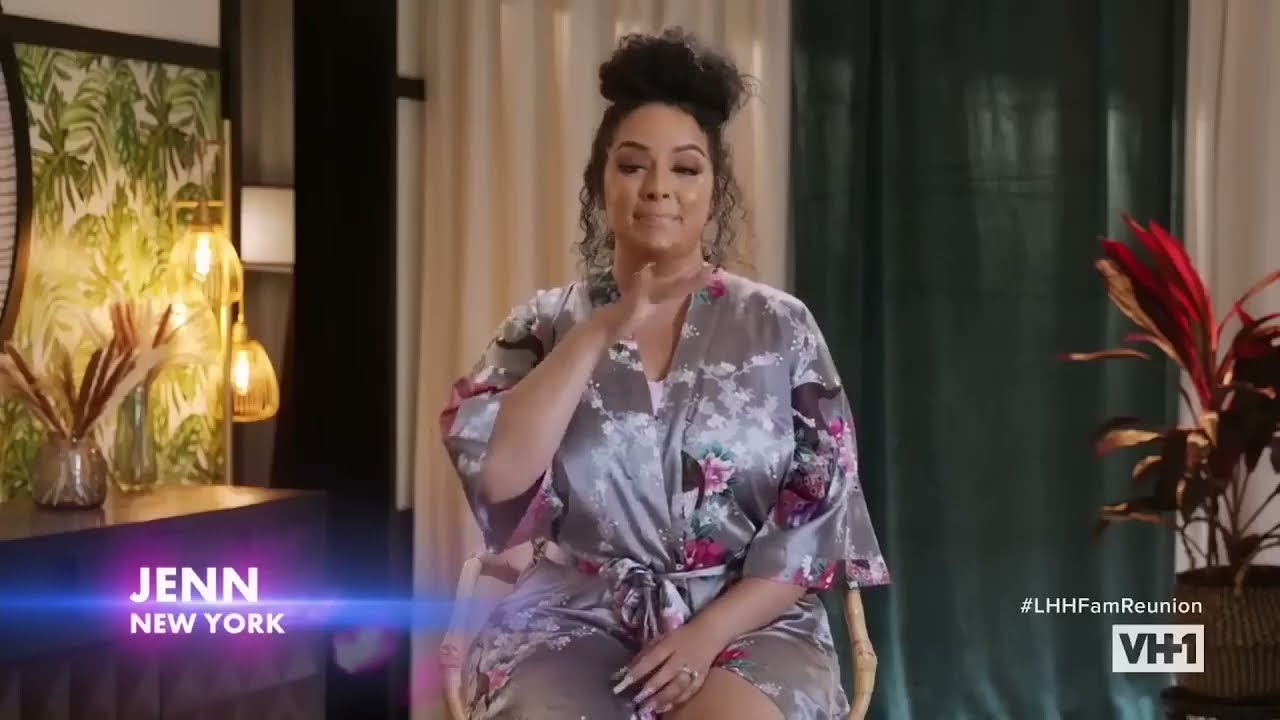 VH1 Family Reunion: Love & Hip Hop Edition S03 E03 All for One and One for Brawl Dec 16, 2022