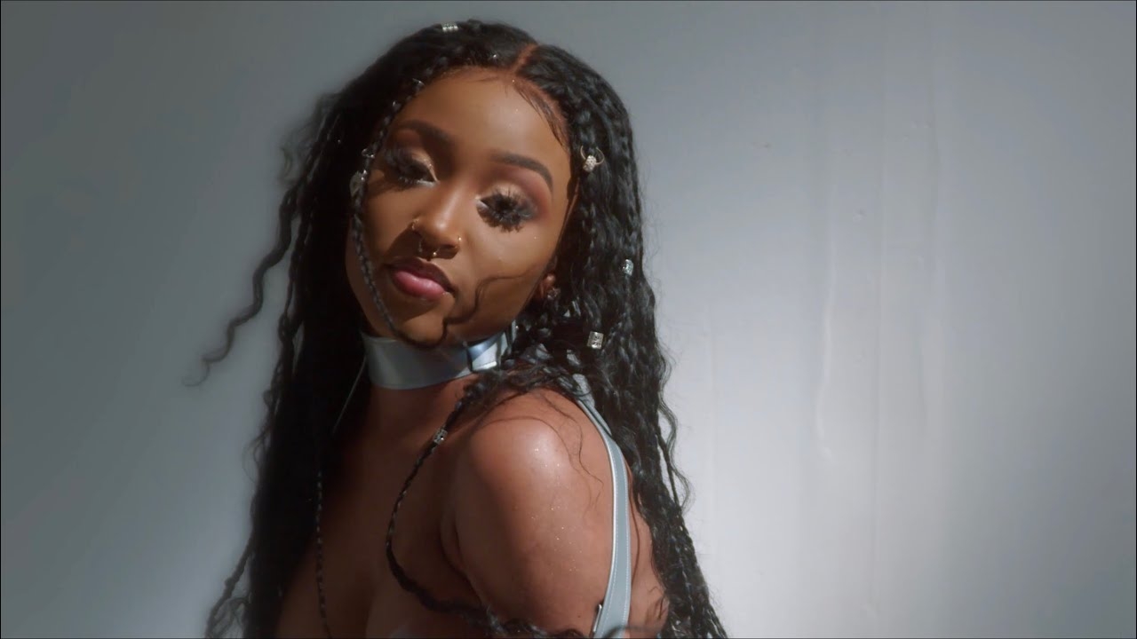 Rygin King, Stalk Ashley - GLU (Official Music Video)