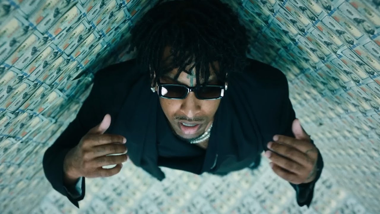 Drake ft. 21 Savage "Rich Flex" (Music Video)