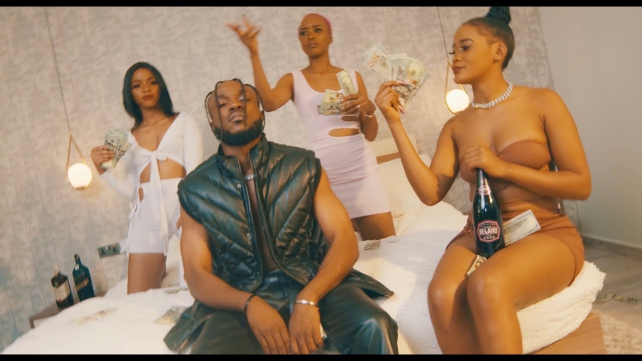 HOLIDAY - Tarley & Country Boy (Wizzy) [OFFICIAL VIDEO]