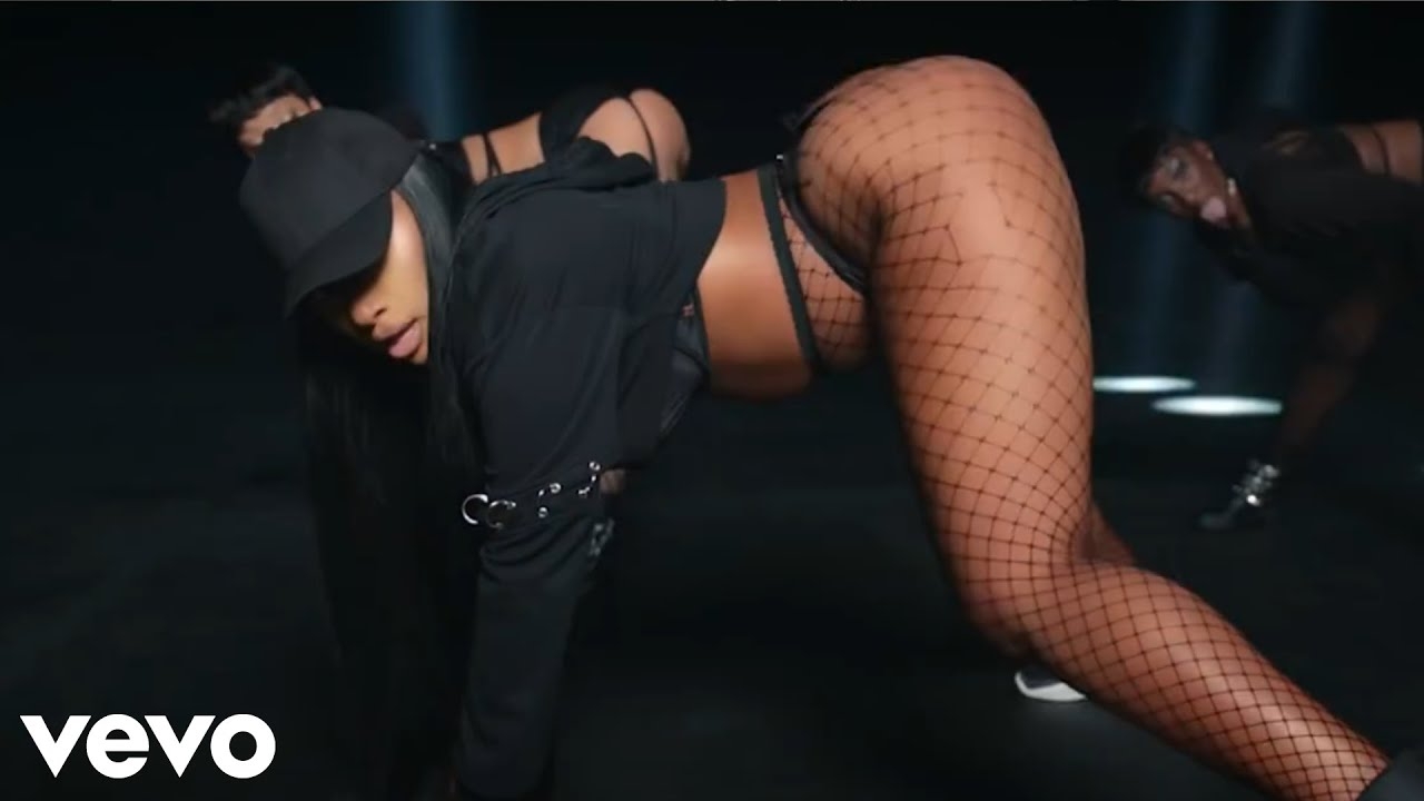 Megan Thee Stallion - Circles ft. Lil Durk (Official Music Video) 2023