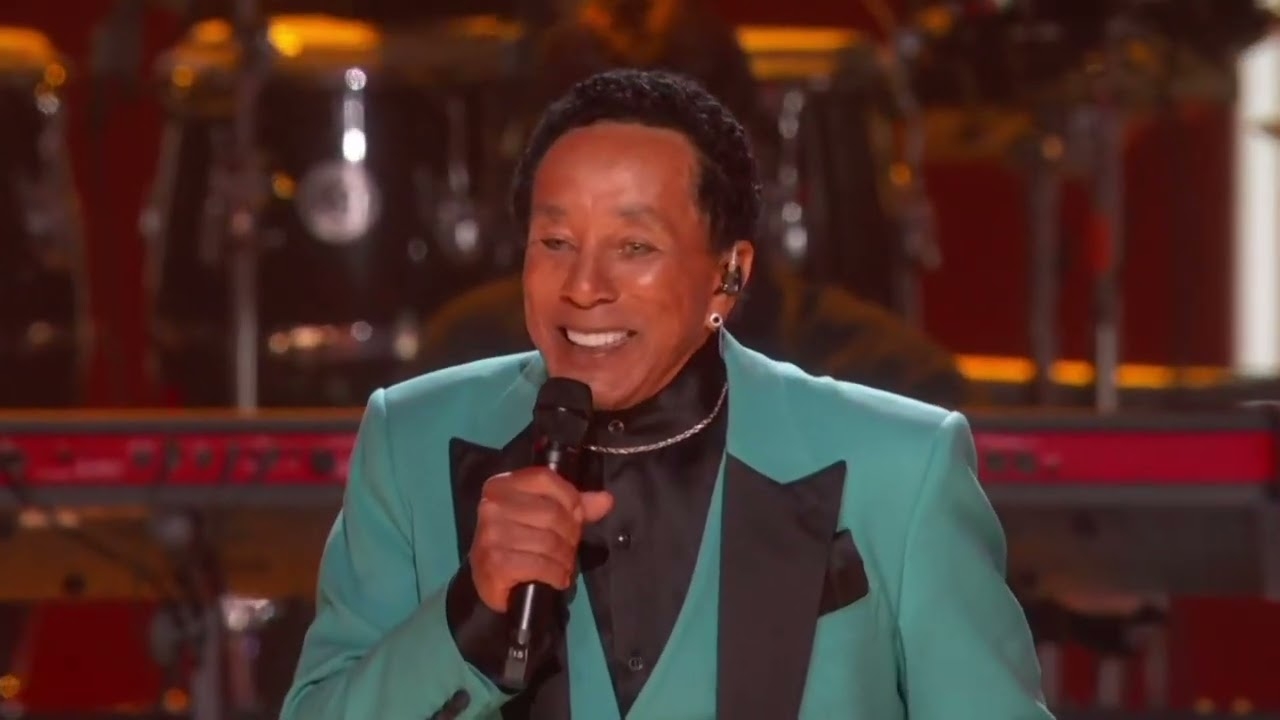 Stevie Wonder, Smokey Robinson - Tears of a Clown Live performance The 65 Annual Grammy Awards 2023