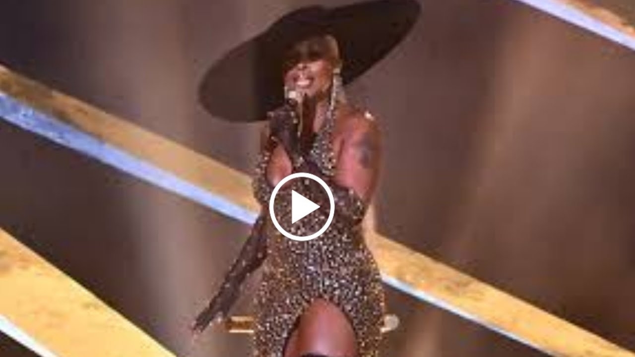 Mary J. Blige Performance In Grammy Awards 2023 - GRAMMYs 2023