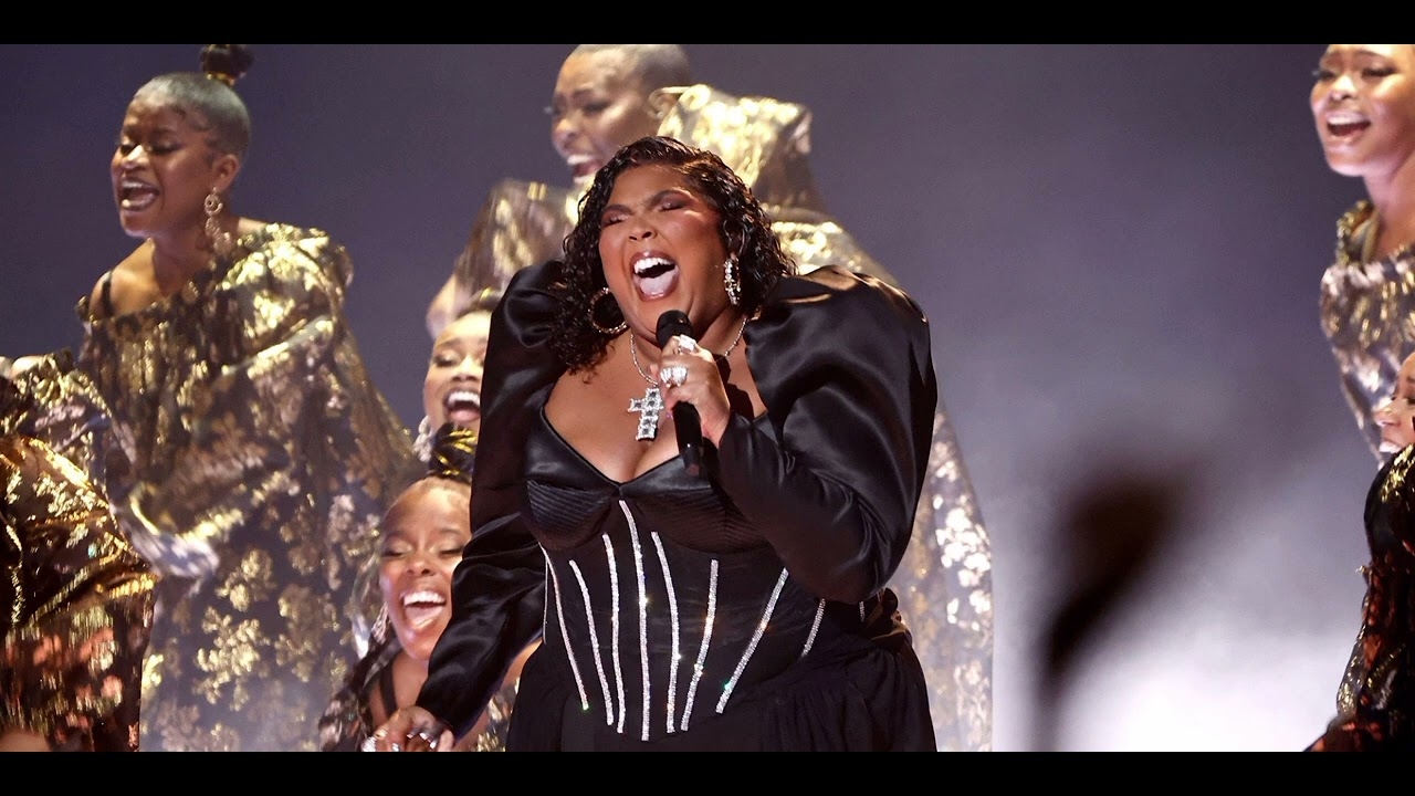 Lizzo – About Damn Time Live performance The 65 Annual Grammy Awards 2023
