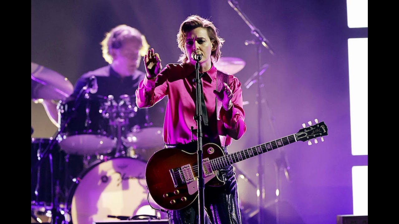 Brandi Carlile - Broken horses Live performance The 65 Annual Grammy Awards 2023