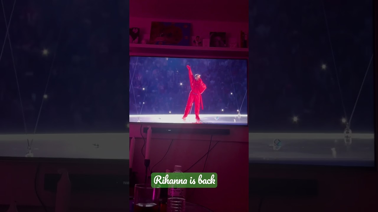 #rihanna us back #superbowl #arizona #halftime #viral