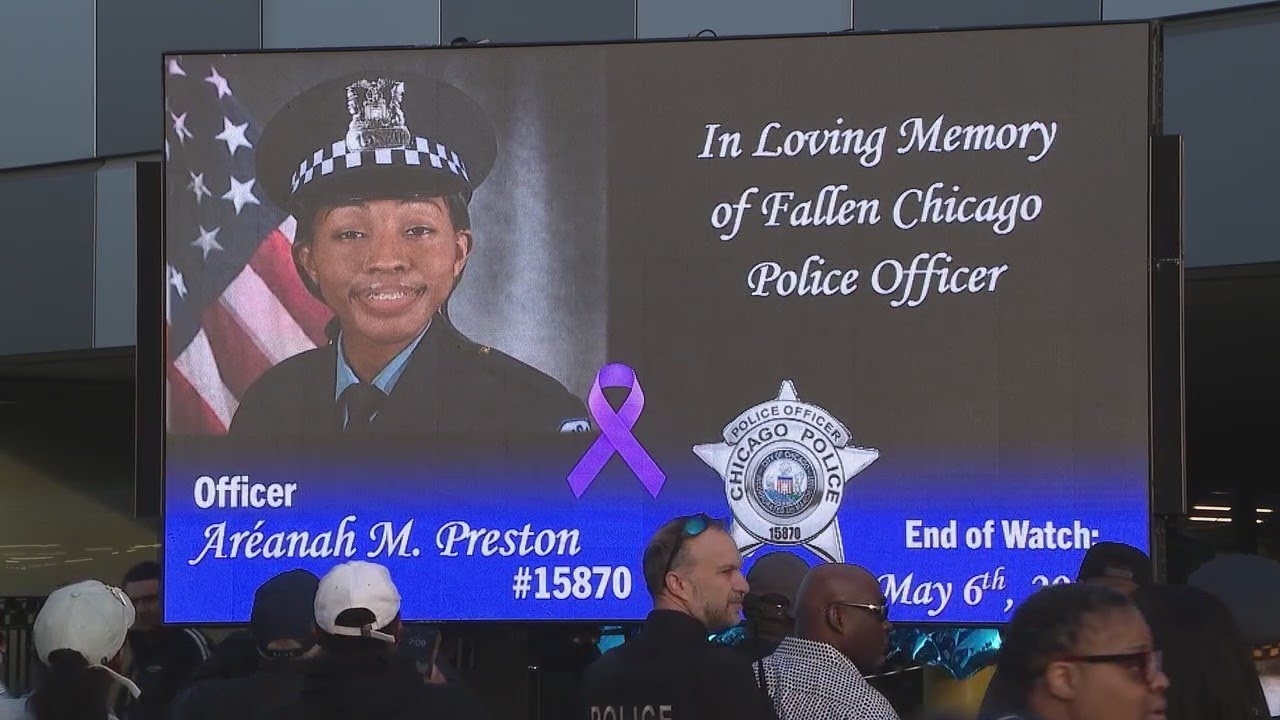 Vigil held for Chicago cop killed outside her home after work