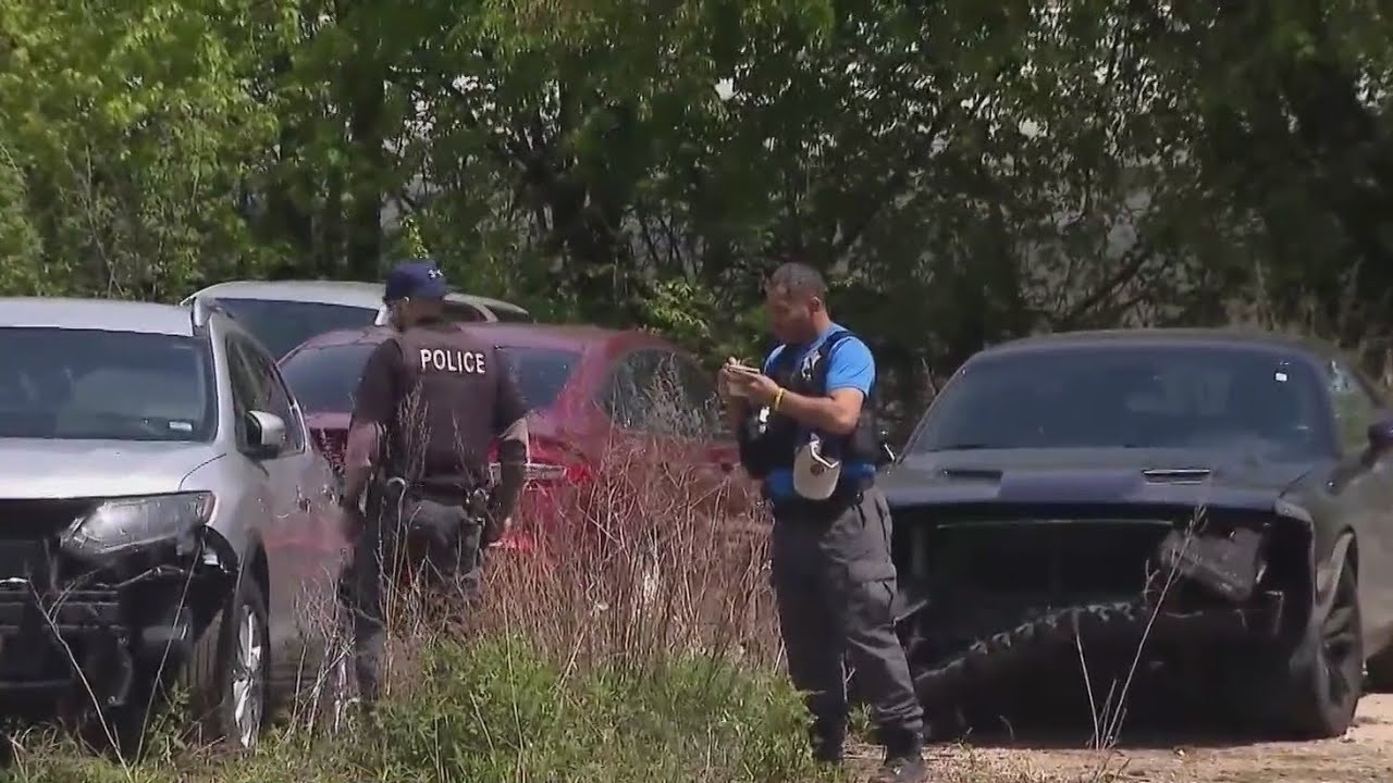 South Deering lot holding illegally towed cars, including 6 stolen vehicles