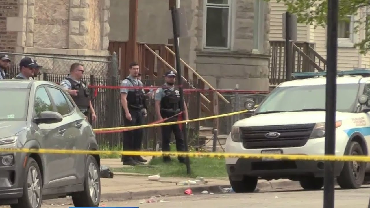 Chicago officials announced beefed up police presence ahead of Memorial Day weekend
