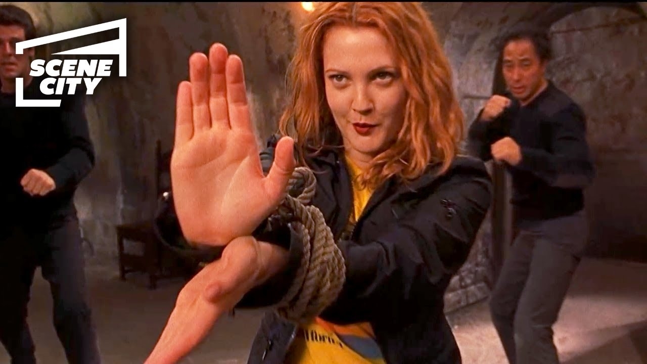 Charlies Angels: Brawl at the Castle (Drew Barrymore Fight Scene)