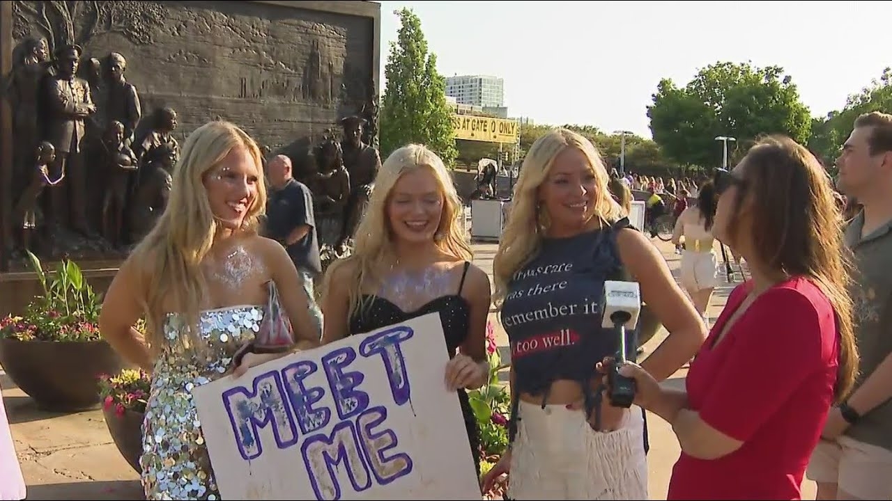 Fans couldn't be more thrilled on night one of Taylor Swift in Chicago