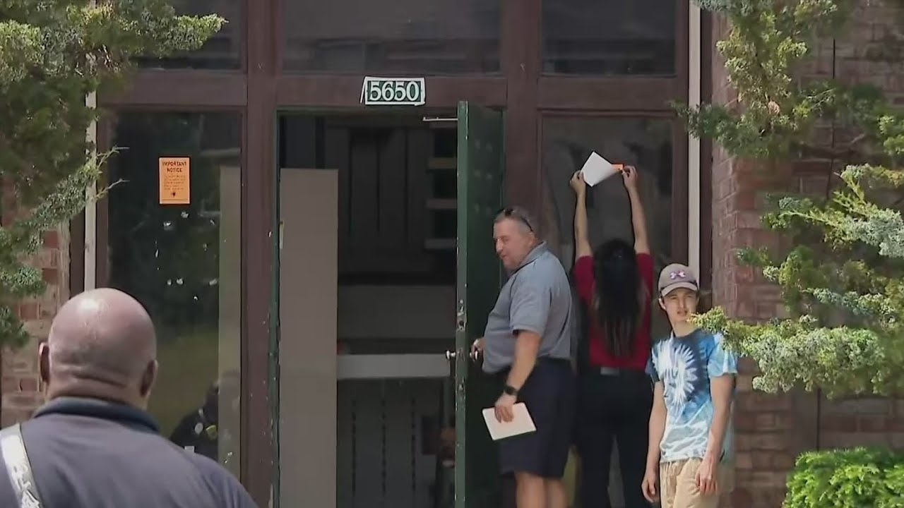 Merrillville, Indiana apartment residents frustrated by unsafe conditions