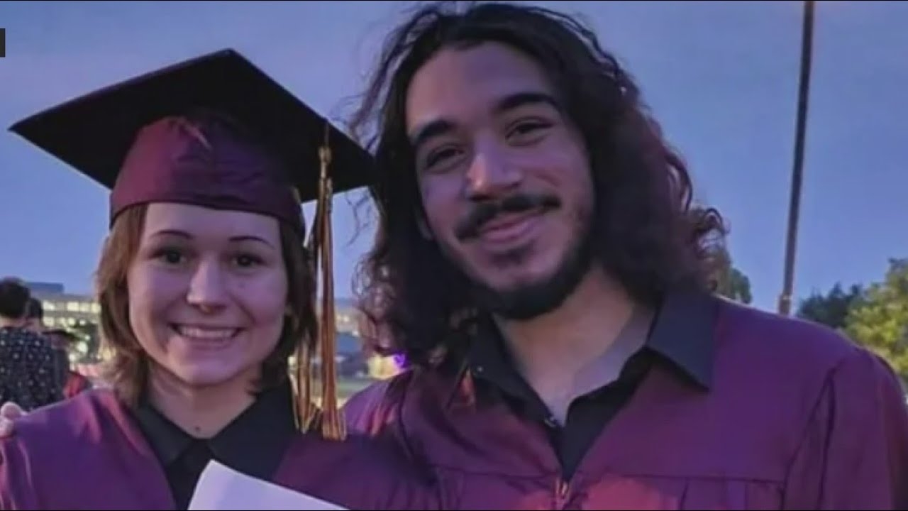 Teens killed in Hoffman Estates crash