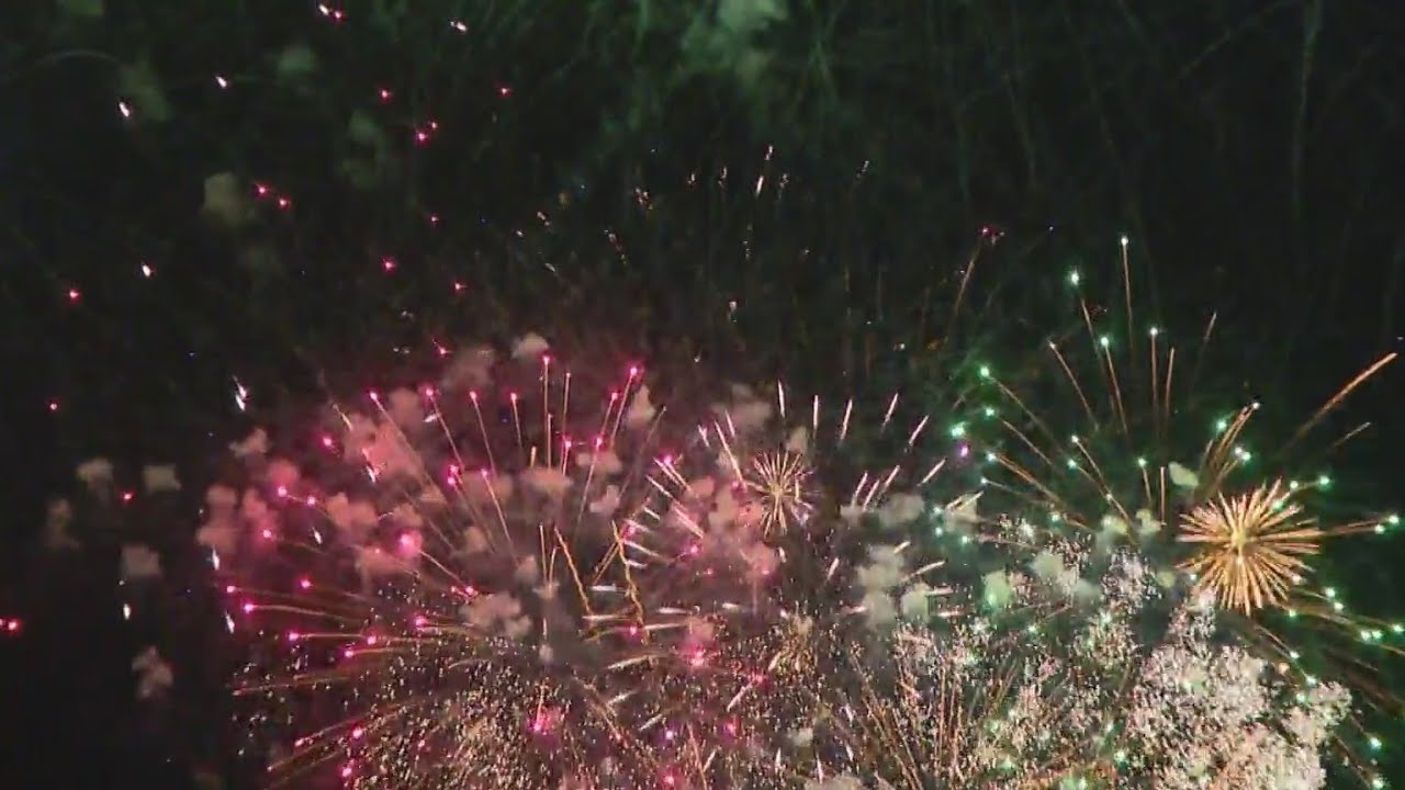 Fireworks events throughout suburban Chicago