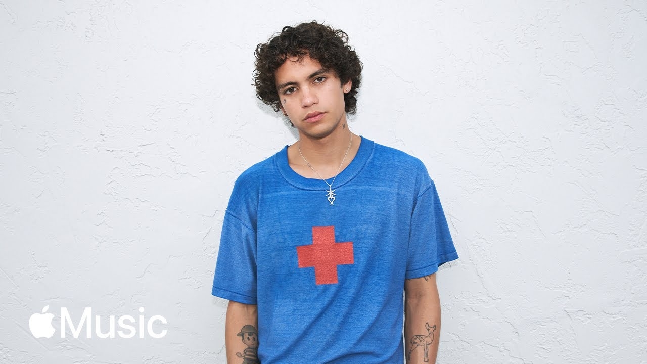 Dominic Fike: 'Sunburn', Family, euphoria & Fame | Apple Music
