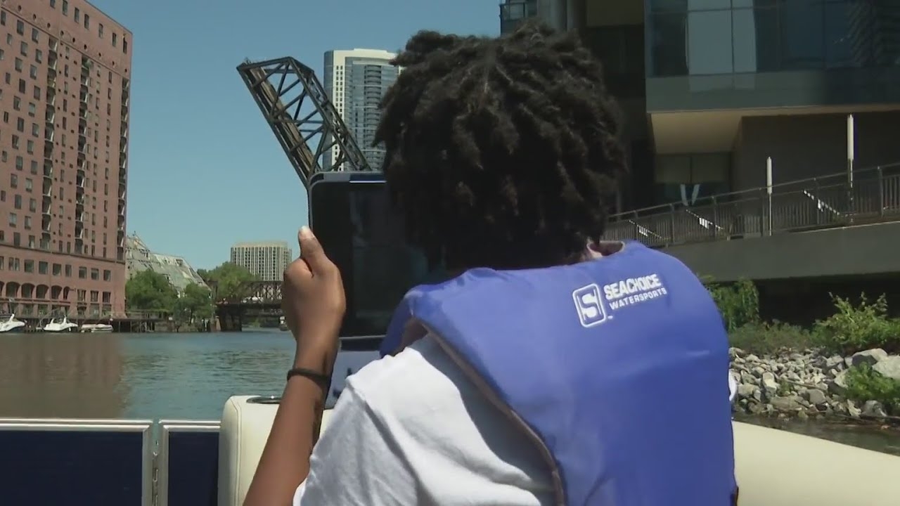 Kids at Lurie Children's Hospital get a stress-free day thanks to a free boat ride