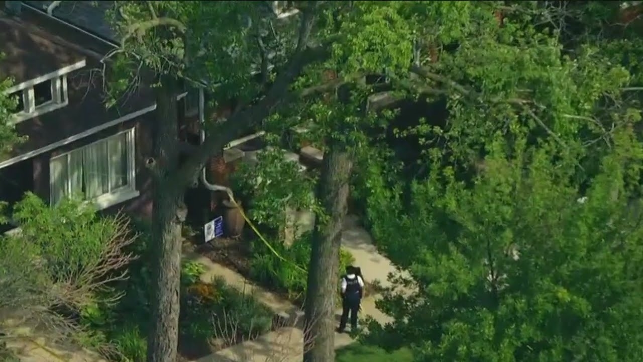 Chicago Shooting: Suspects shoot and attempt to rob man in Irving Park