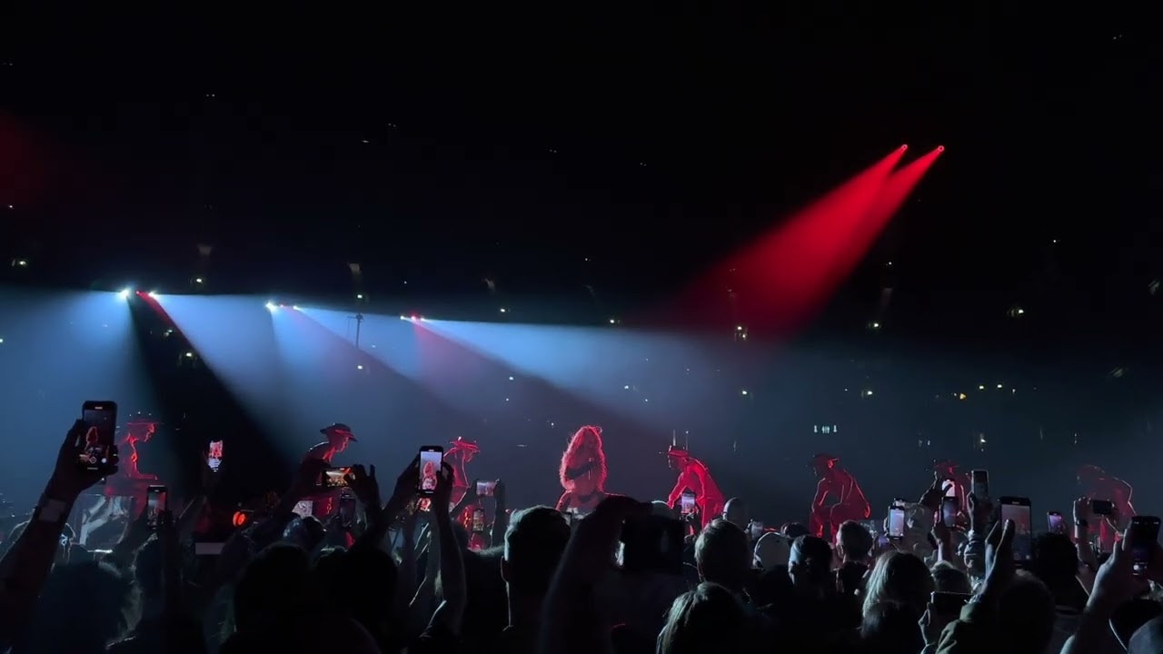 Beyonc - THIQUE, ALL UP IN YOUR MIND, Drunk in Love (Live) Stockholm FRONT ROW