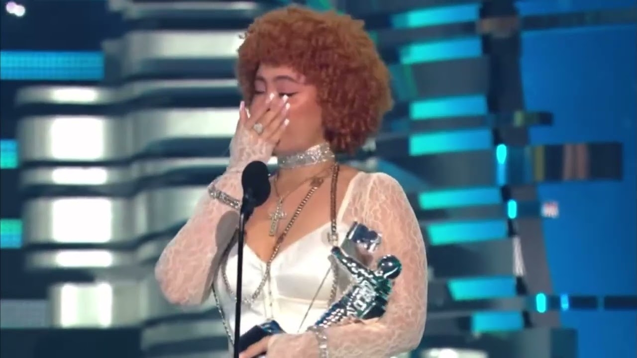 stan twitter: ice spice doing nothing