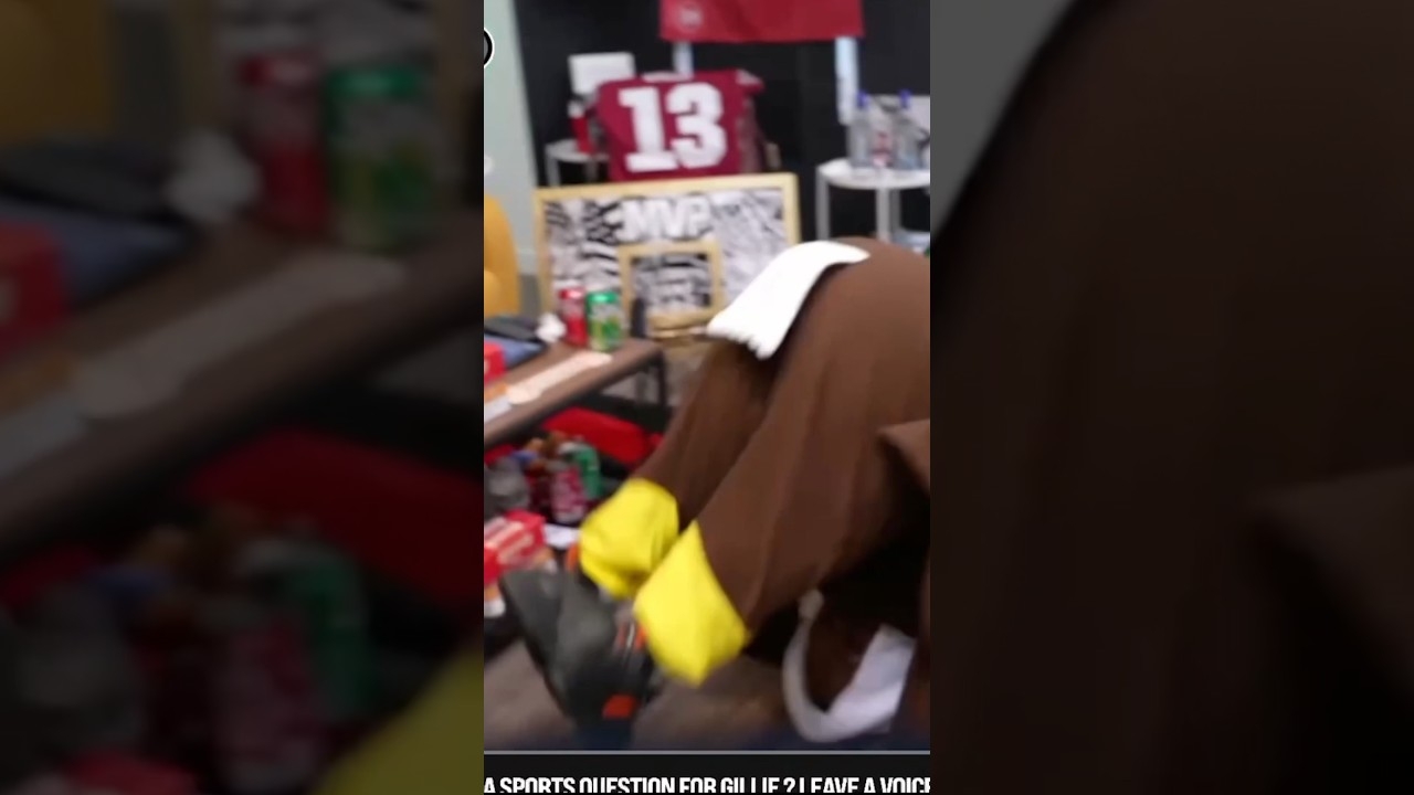 Jojo Does A Front Flip On Gillies Live Stream
