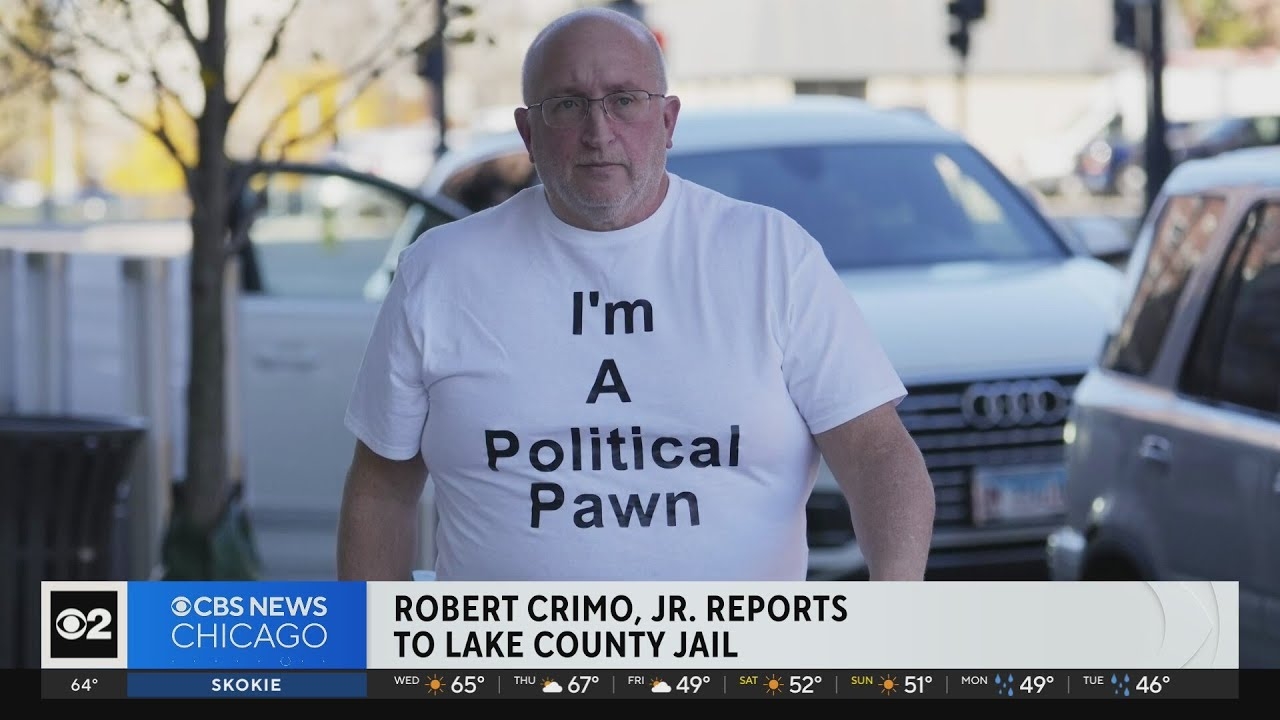 Robert Crimo Jr., father of accused Highland Park shooter, reports to jail