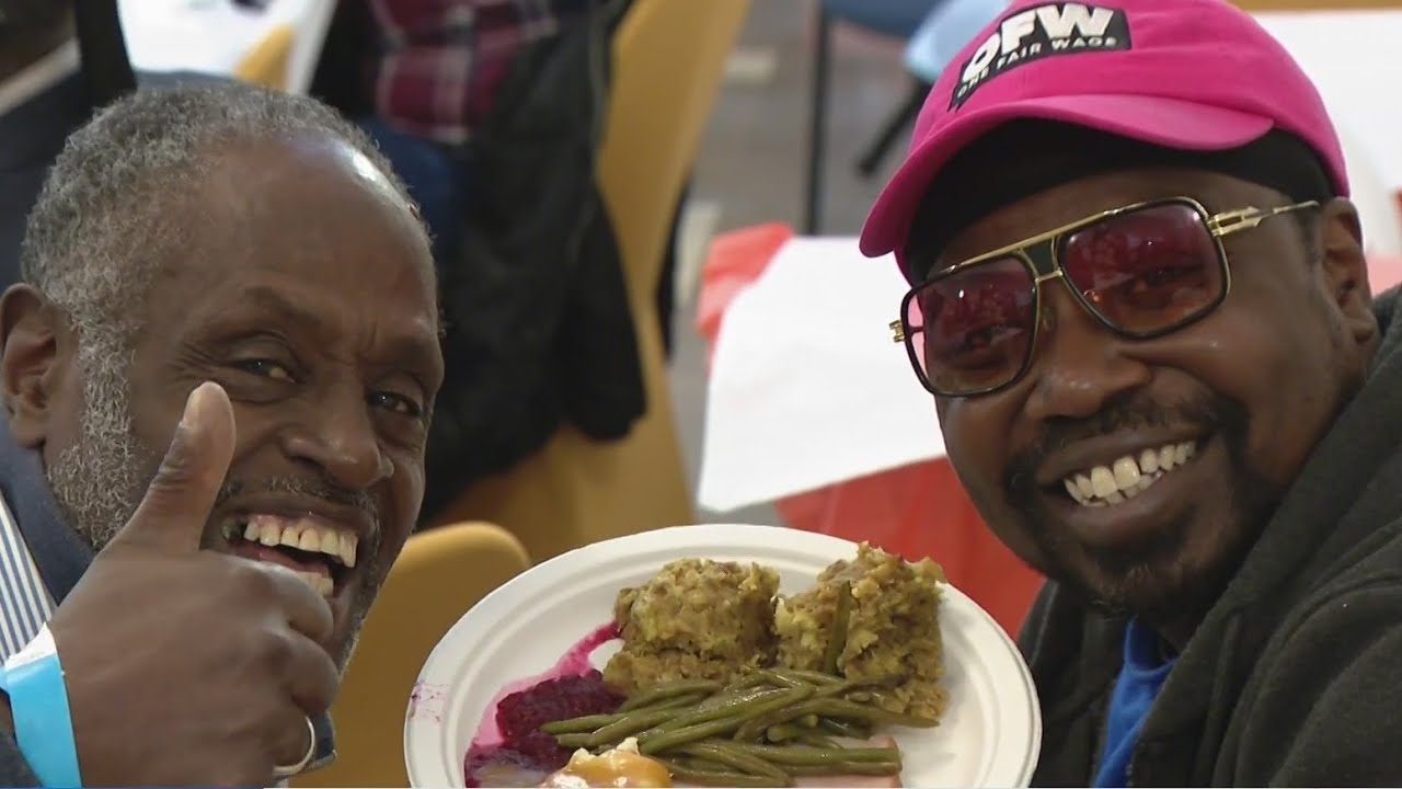 Chicago area volunteers explore the meaning of gratitude and its impact on our health