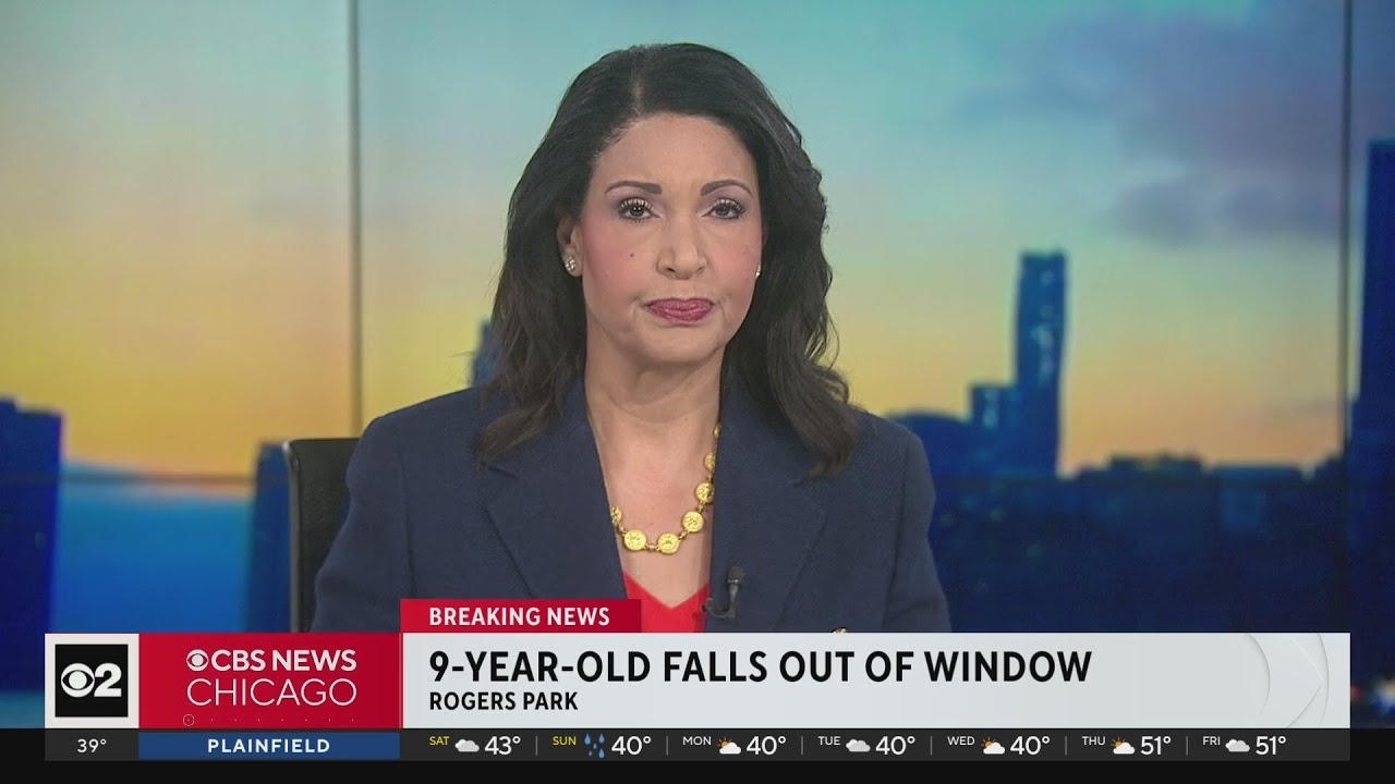 9-year-old boy critically hurt after falling from third-floor apartment window in Rogers Park