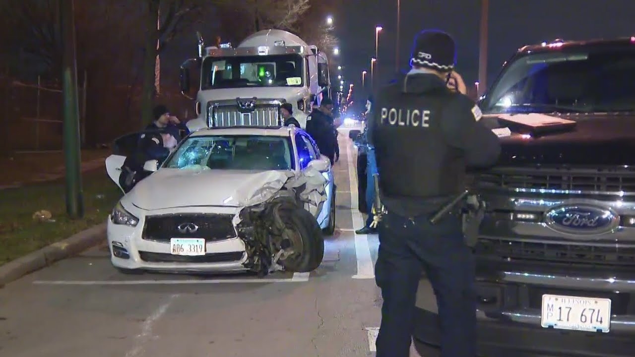 Stolen car leads police on chase, causes crashes on Dan Ryan
