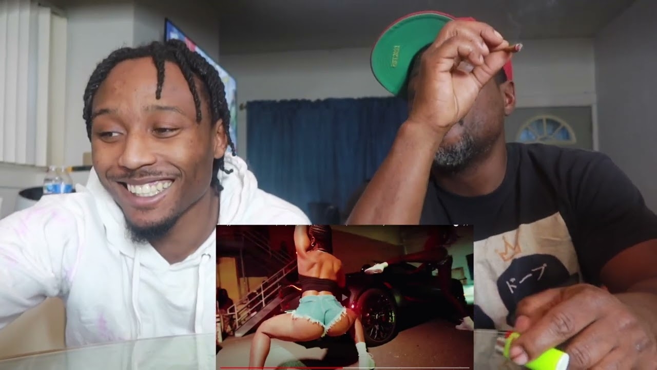 Savage Dad Reacts To Sexyy Red "Bow Bow Bow F My Baby Dad" Live from Tour "that's that Booty Meat"