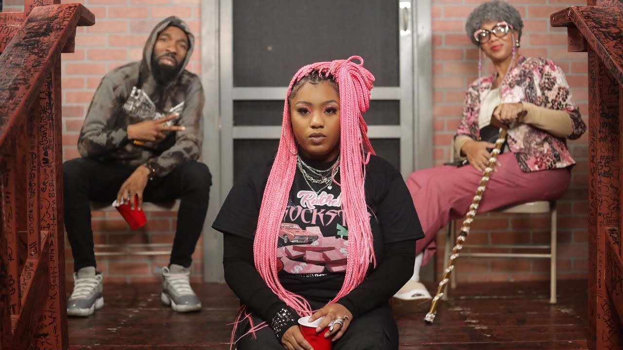 Moni Meechi Gets Emotional When Talking About Getting Scammed, Speaks On Ratchet Rockstar, Huh What