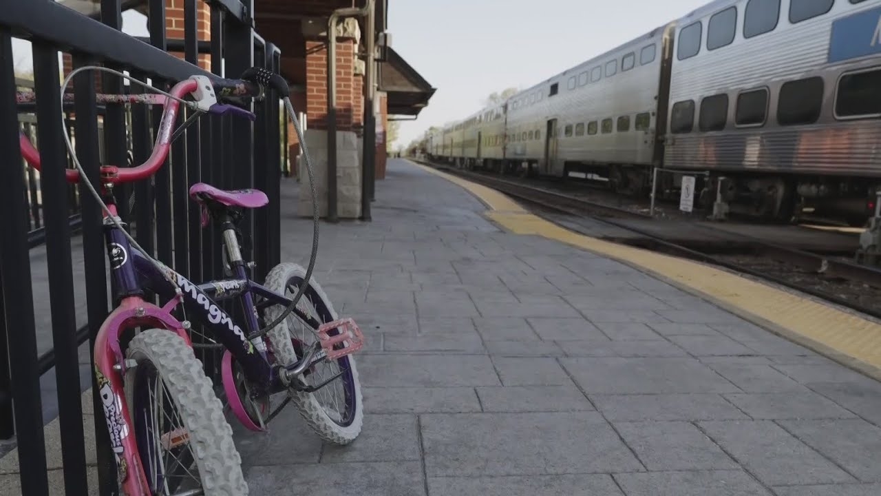 Metra to permanently allow bikes on all trains starting Feb. 1