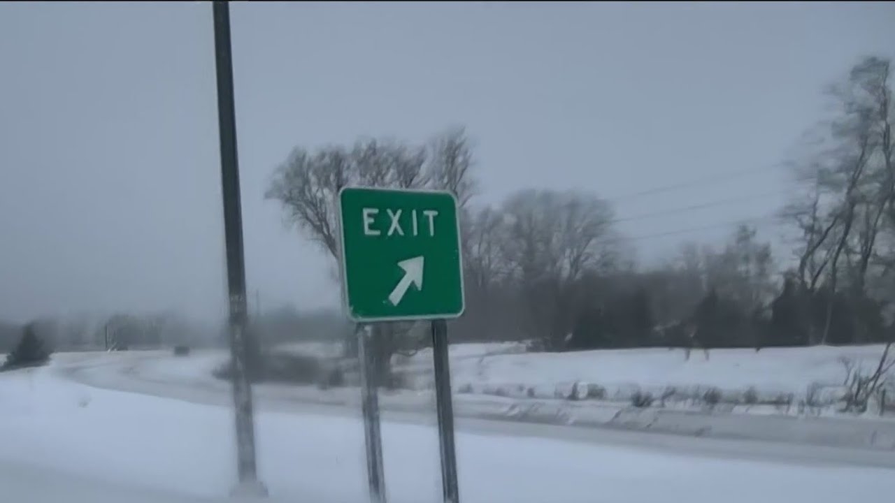Heavy snow leads to frozen bridge, several truck crashes in Indiana