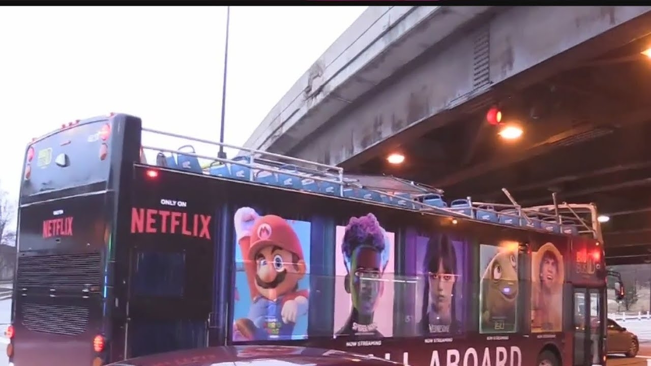 Double-decker tour bus crashes into viaduct in Chicago