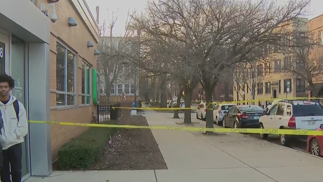 Three teens shot on North Side of Chicago