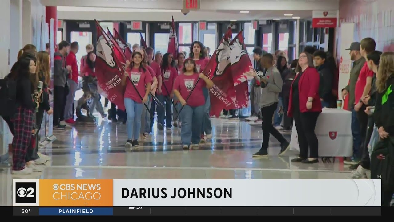 School Spotlight: Honoring students at Mundelein High School